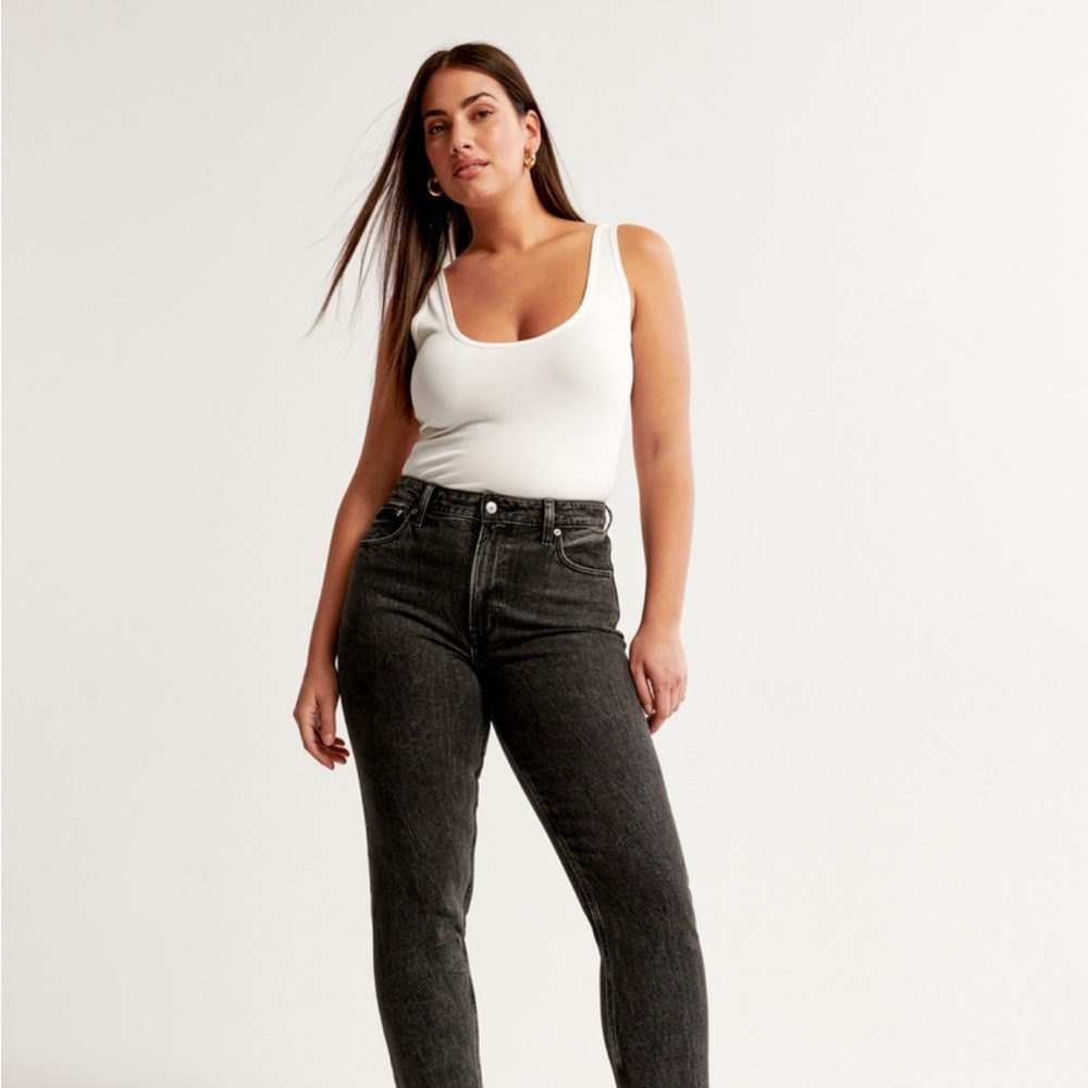Abercrombie & Fitch Dark Charcoal curve love high rise mom Jeans